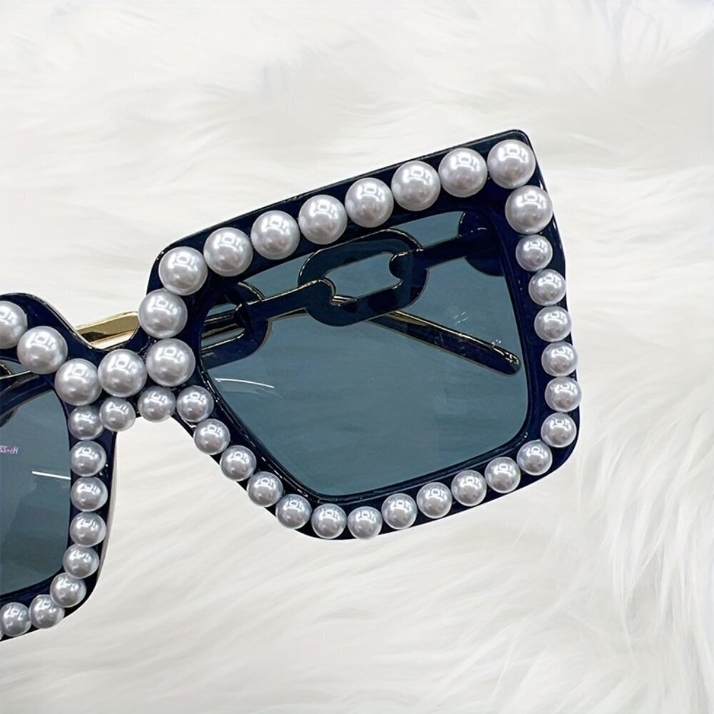 Travel Passions - Pearl Rimmed Black Sunglasses